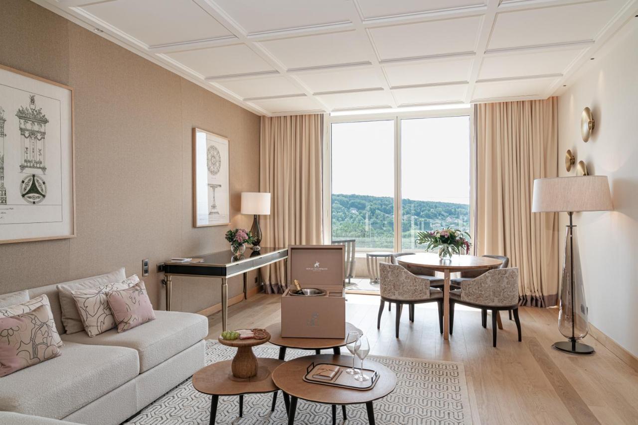Royal Champagne Hotel & Spa Champillon Екстериор снимка